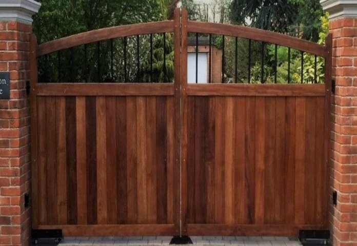 Ảnh 18: Mẫu cổng nhà vườn đơn giản