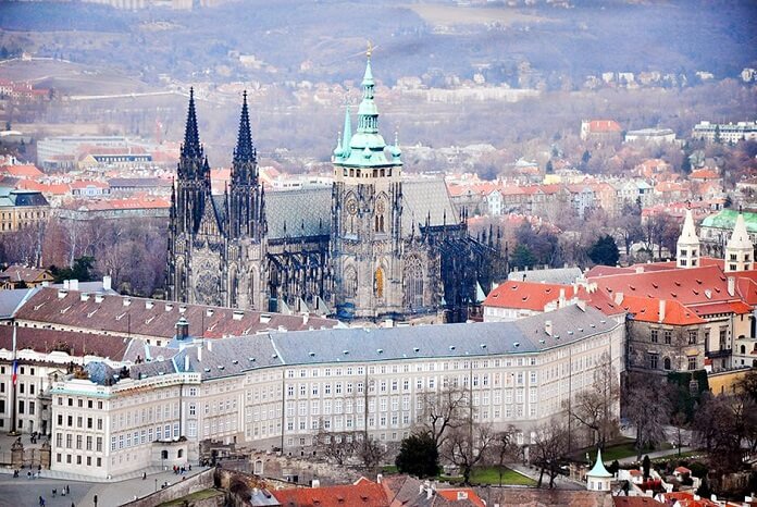 Lâu đài Prague (CH Séc)
