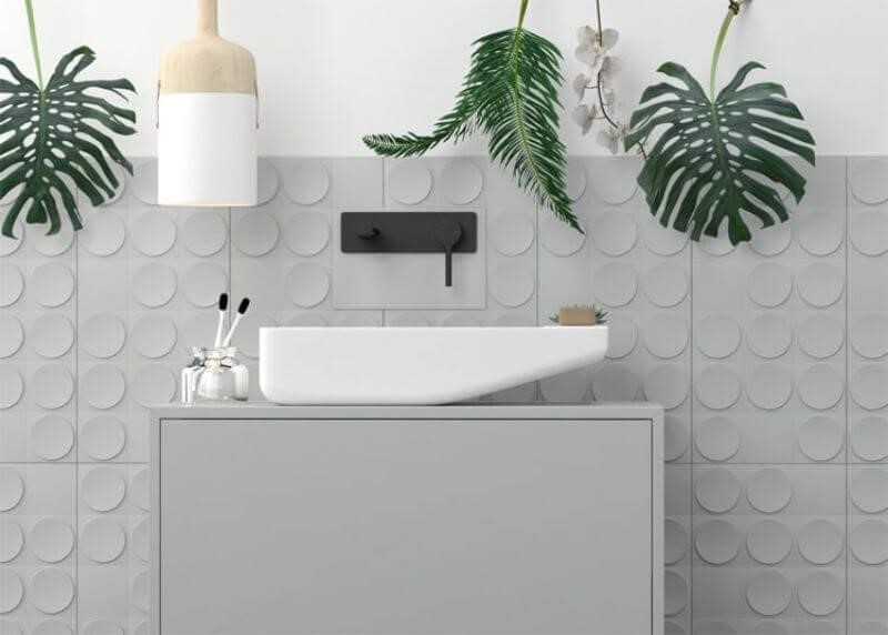 Phòng tắm đẹp được trang trí bằng các loại nội thất có bề mặt nhám để tạo nên sự sang trọng và độc đáo.