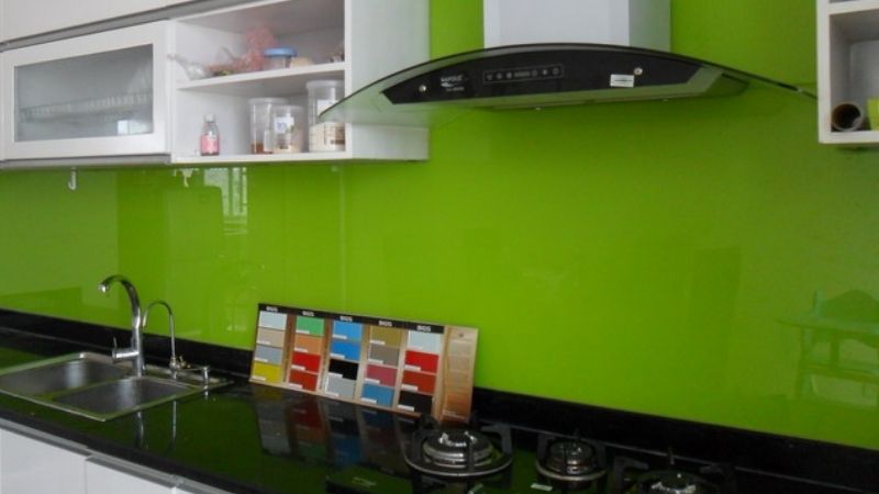 Nhà bếp màu xanh lá cây