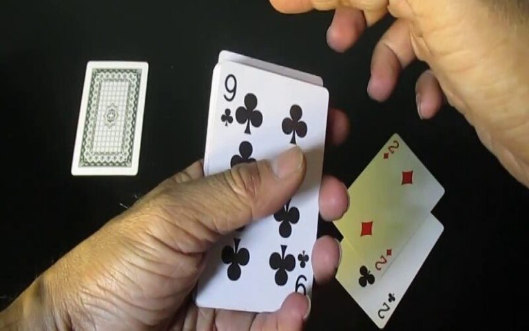 Cách chơi bài cào - Tổng hợp các quy tắc và chiến thuật độc đáo